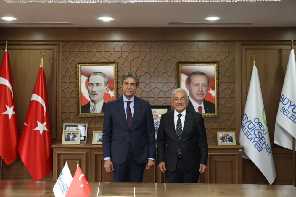 AK PARTİ GENEL BAŞKAN YARDIMCISI MUSTAFA DEMİR BÜYÜKŞEHİR’DE